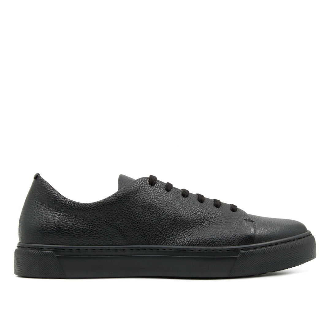 Sneaker da uomo in pelle nera Bruno, suola in gomma EVA. Collezione Il Gergo.